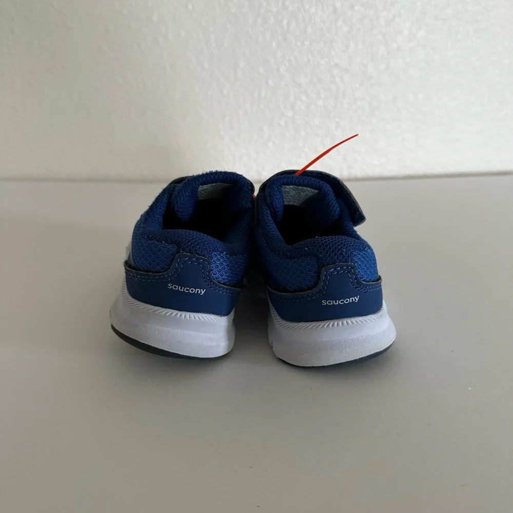 Saucony used good
